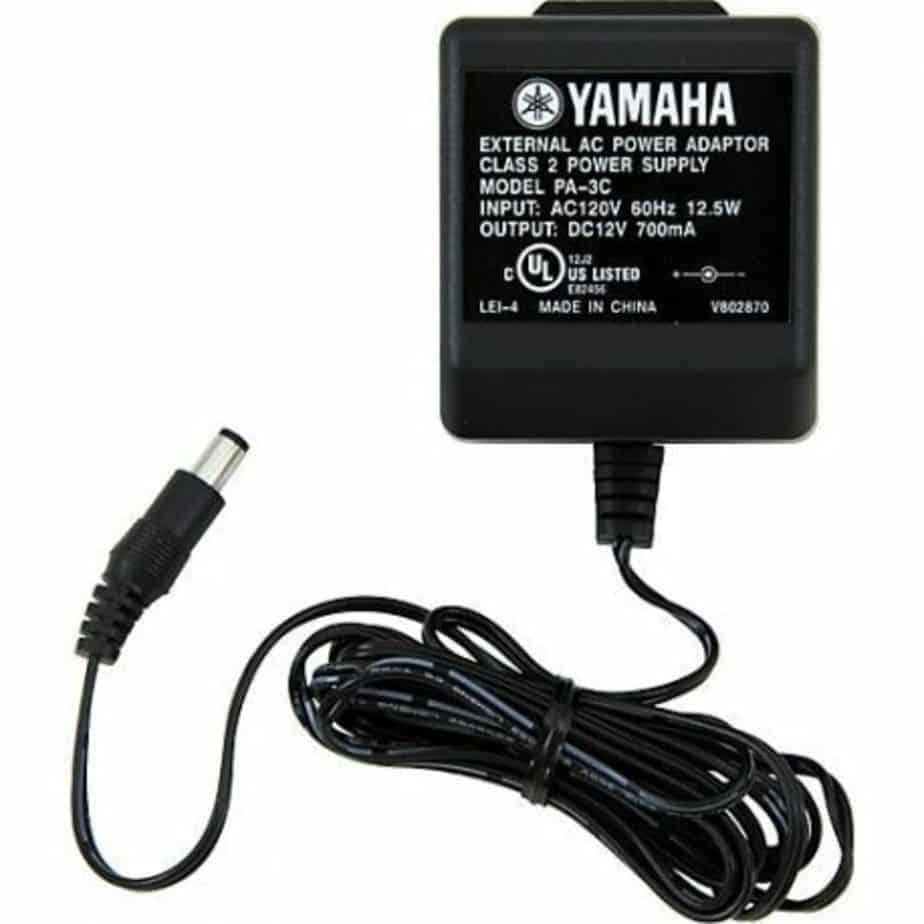 YAMAHA PA-3C //U ADAPTADOR DE CORRIENTE 110V
